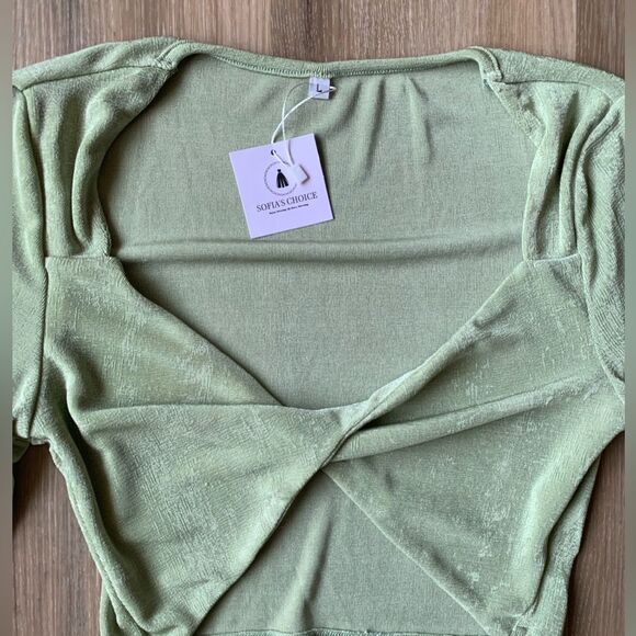 Sofia's Choice - LARGE Sheer Green Long Sleeve Halter Top - Picture 2 of 10
